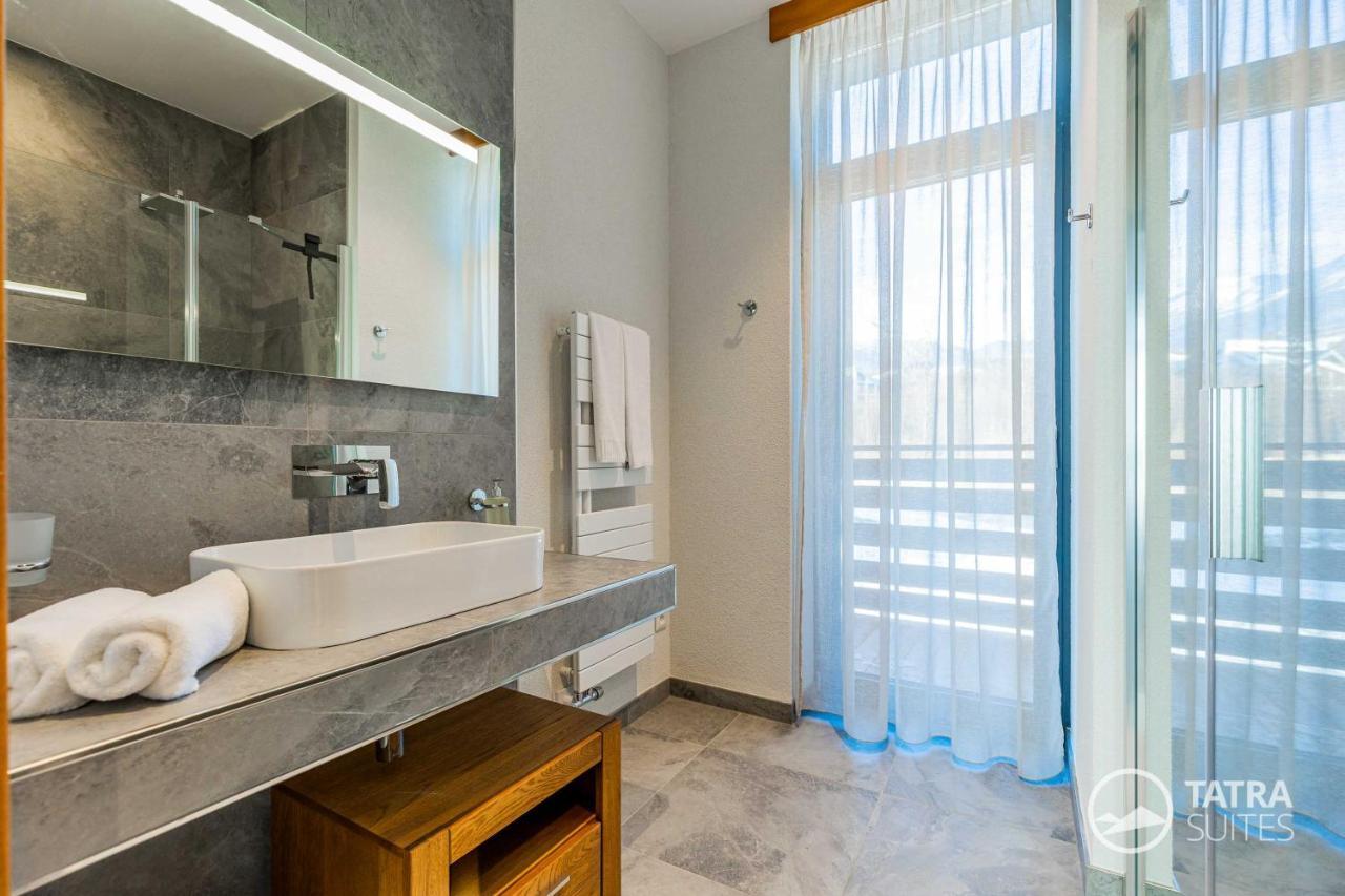 Tatra Suites Vila Himalaya Family Suite 101 Tatranska Lomnica Bagian luar foto